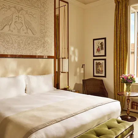 Eden - Dorchester Collection Hotel